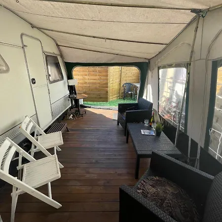Campsite Surf Wioska Przyczepa Sun De Miro *