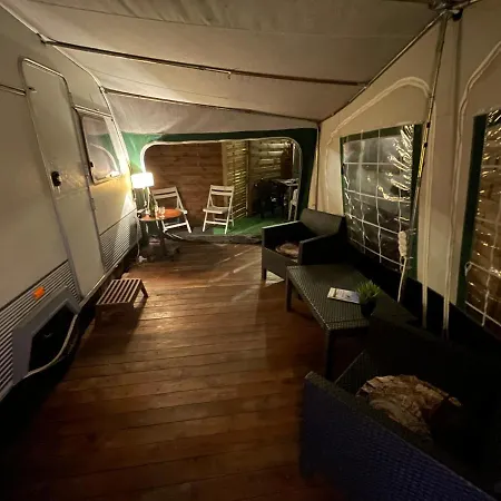 Surf Wioska Przyczepa Sun De Miro Campsite *
